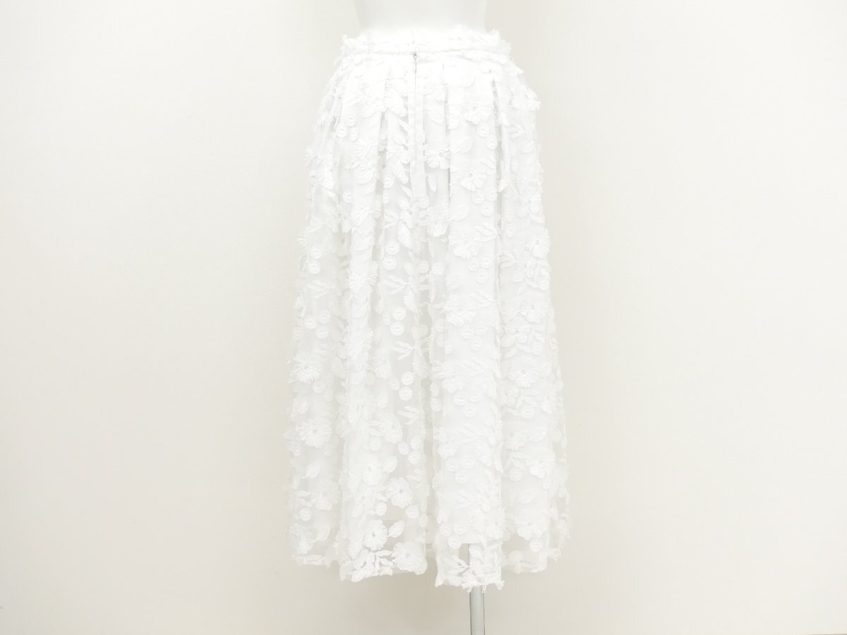 新作 未使用 Tsuru by MarikoOikawa ツル Ariana レーススカート 36 ホワイト ポリエステル フラワーモチーフ '24年OL限定商品の画像5