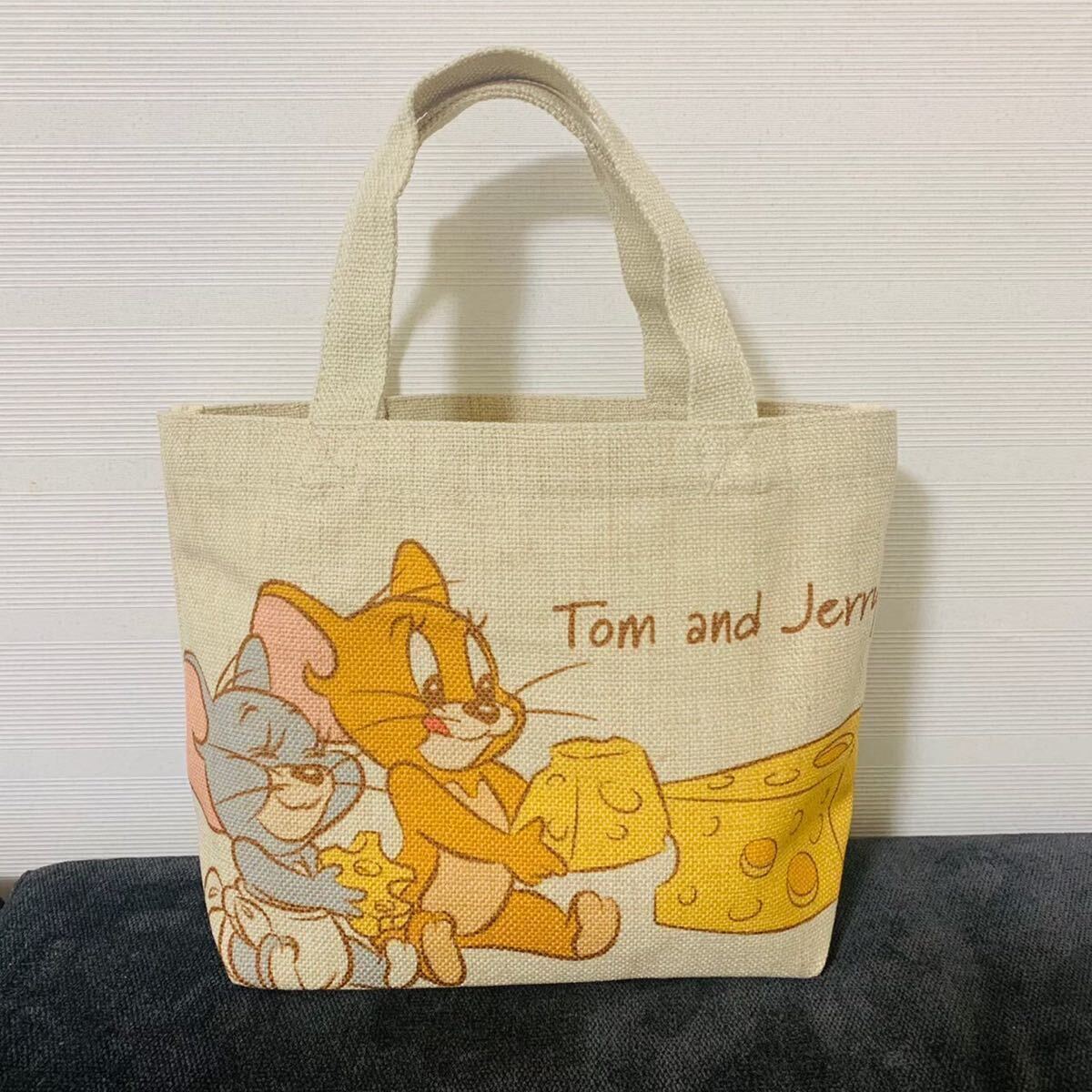 新品 トムとジェリー トートバッグ　可愛い