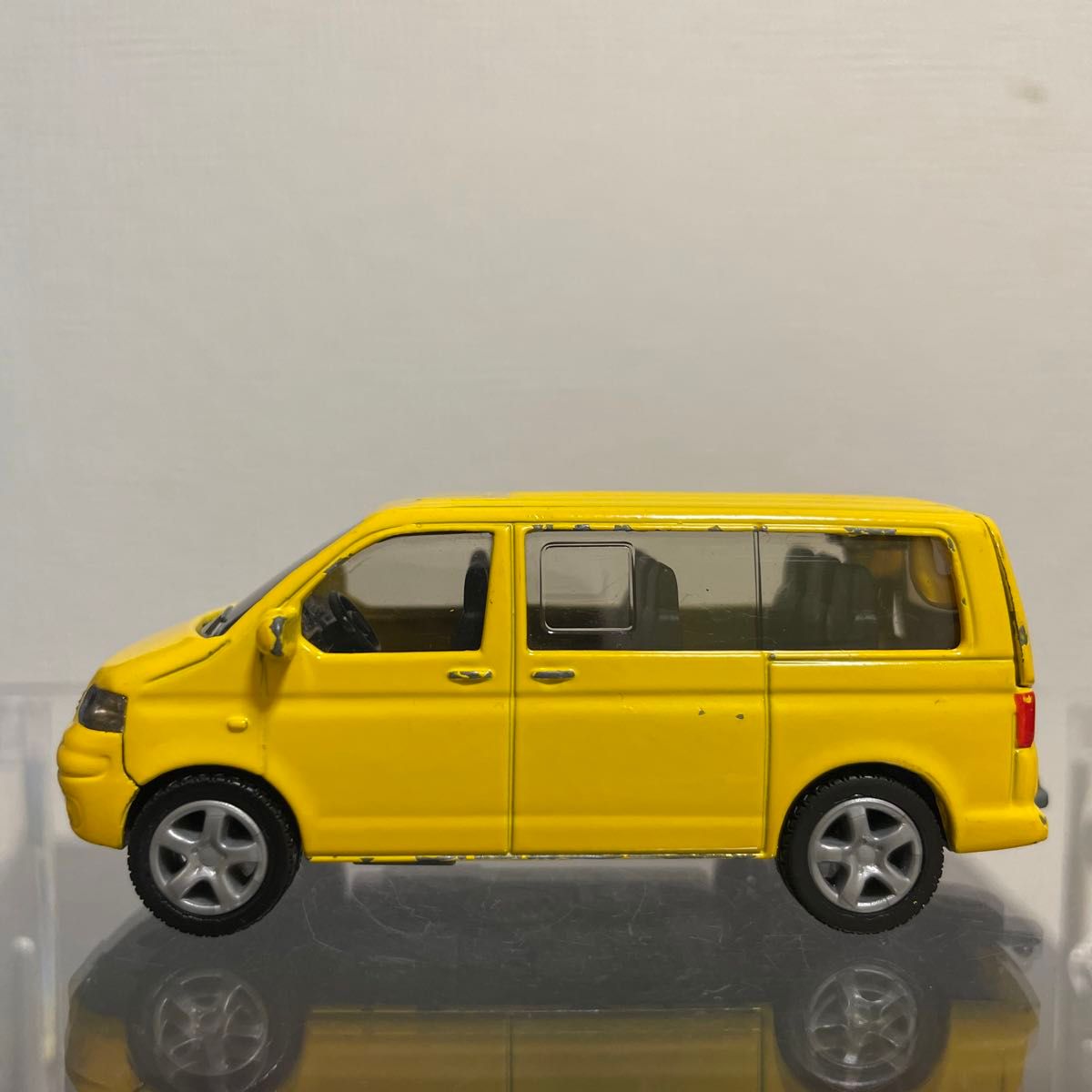 ボーネルンド  Siku 1070 VW Multivan