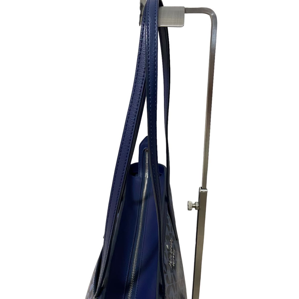ケイトスペード　トートバッグ　PVC kate spade クローバー　A4収納可能　オフィス　ビジネス　総柄　通勤　通学　ブルー