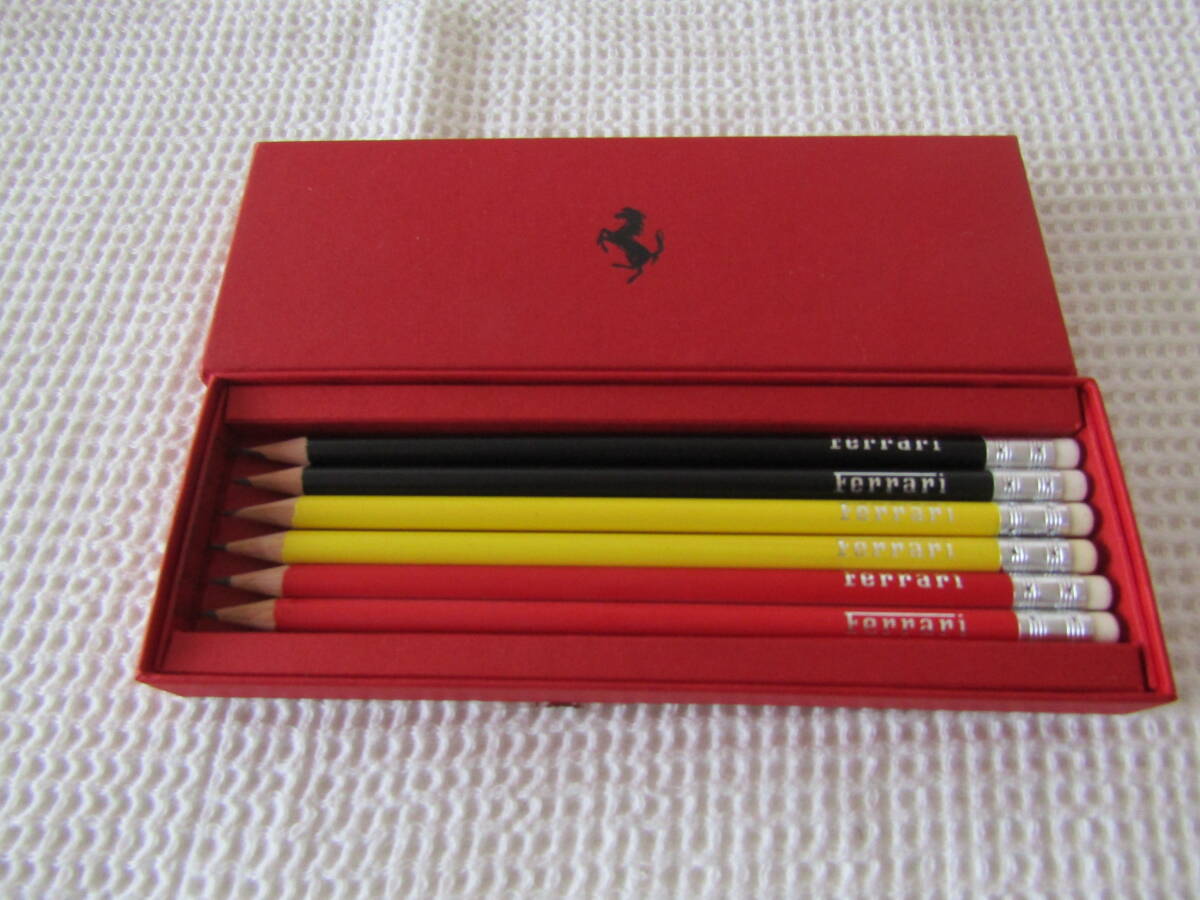 フェラーリ　鉛筆6本　消しゴム付き　未使用　定形外郵便の送料210円_画像1