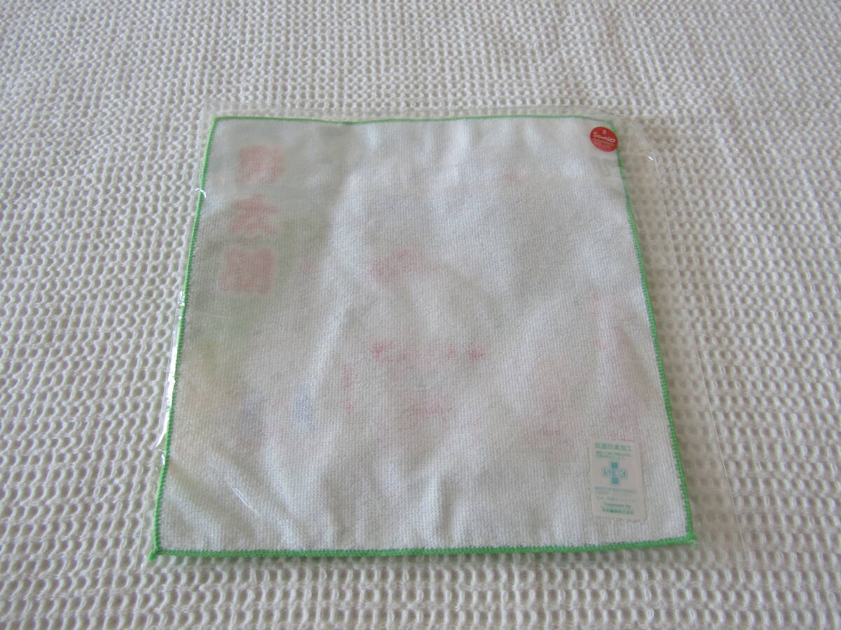 ハローキティ　桃太郎　タオルハンカチ　2000年製　未使用　定形外郵便の送料120円_画像2