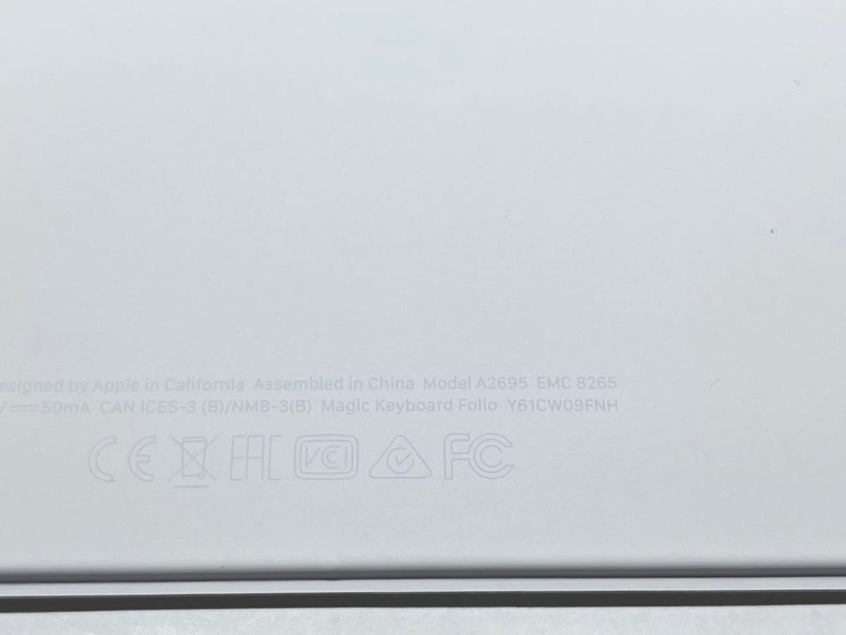 Apple iPad 第10世代 Magic Keyboard Folio 日本語 MQDP3J/A マジックキーボード