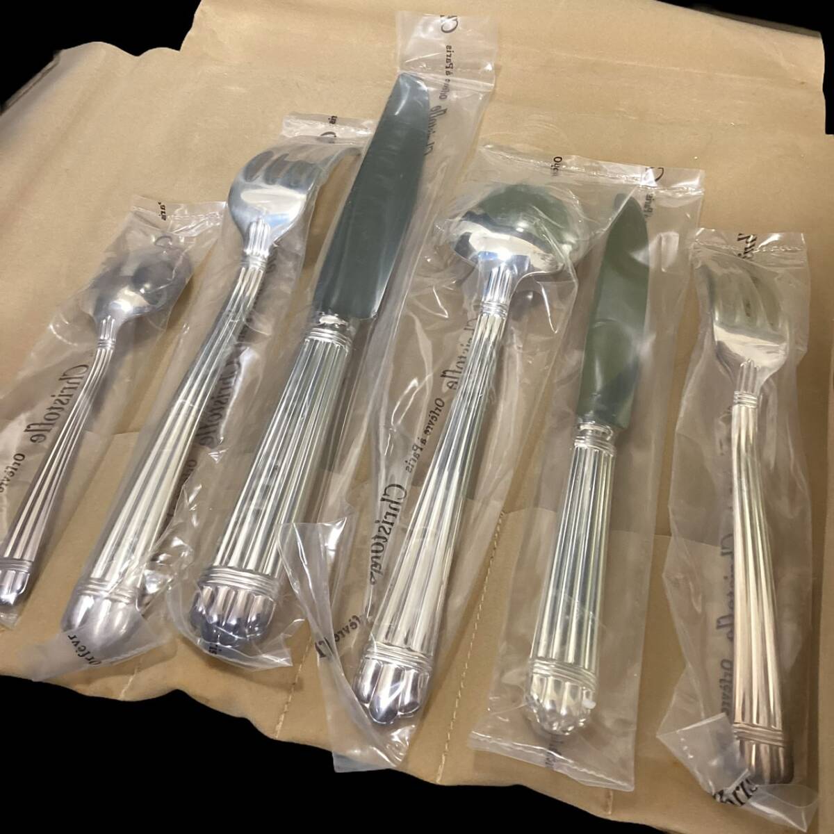 [ new goods unopened ] Chris to full Christofle cutlery Aria ARIA 12 point set 2 person minute rust prevention exclusive use bag knife fork Pooh n