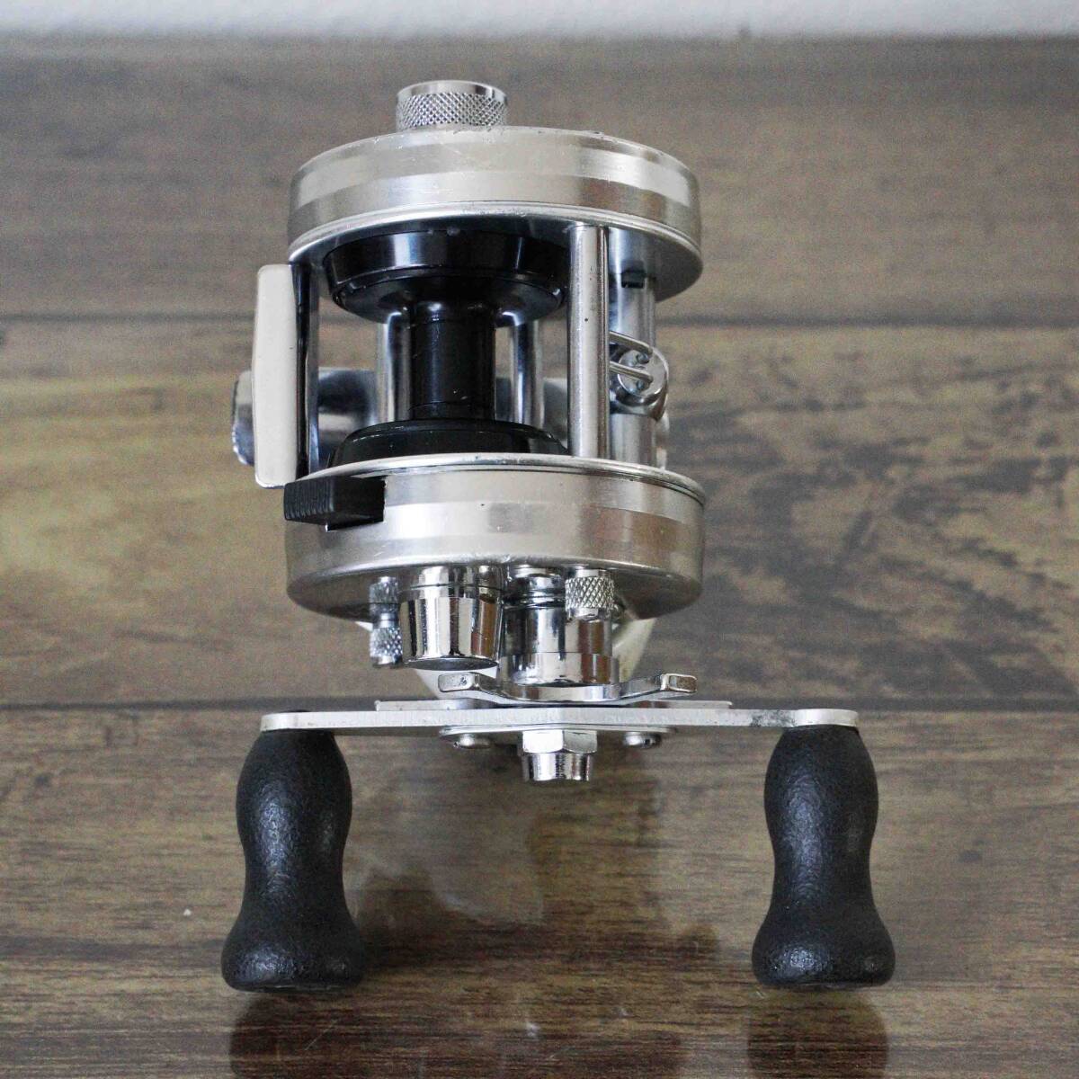 美品】極希少 アブ 1500C 780200 ビンテージ ベイトリール OLD 美品】極希少 アブ 1500C 780200 ビンテージ ベイトリール OLD