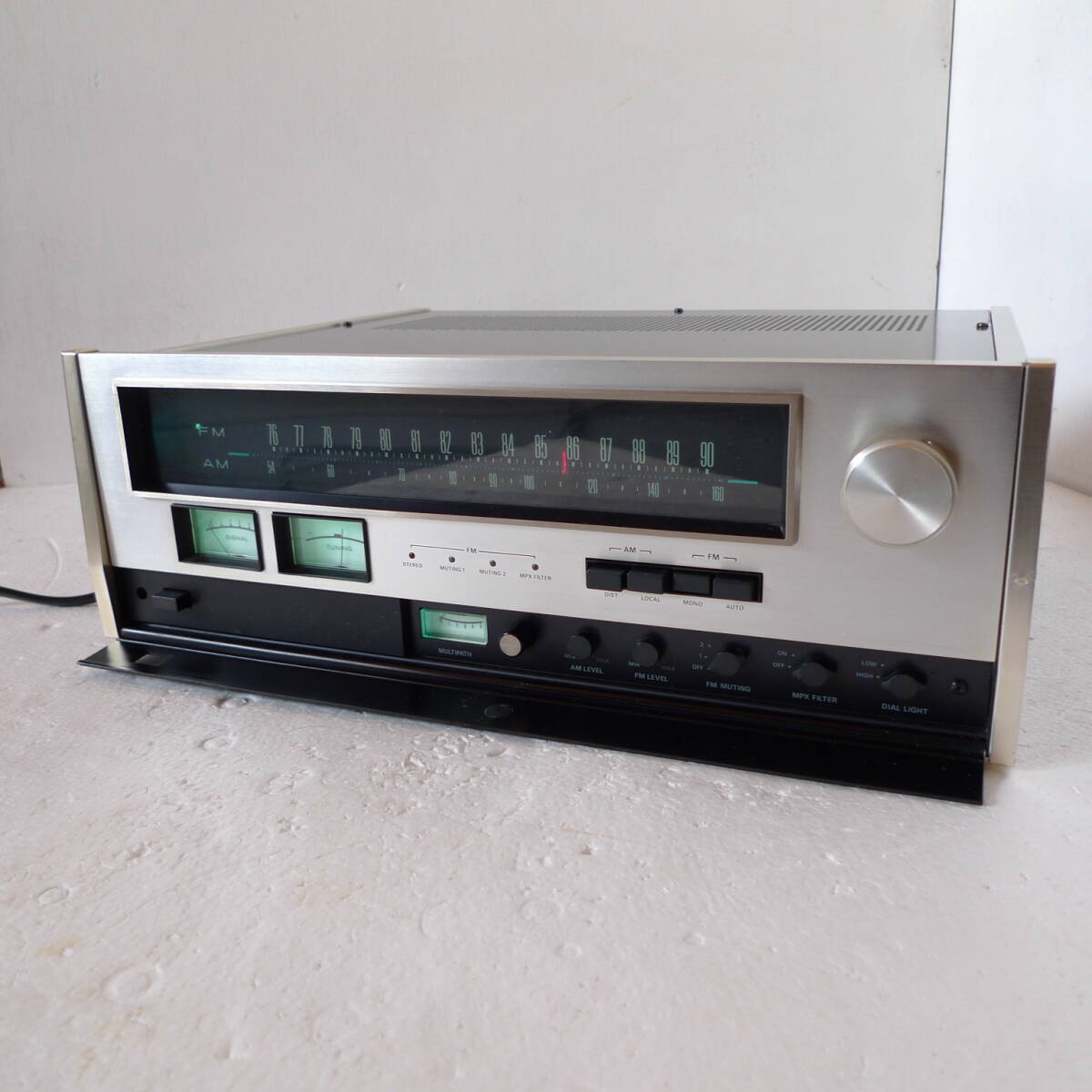 Accuphase/ Accuphase #T-100#FM/AM# stereo tuner # audio # power supply cable attached # present condition goods 