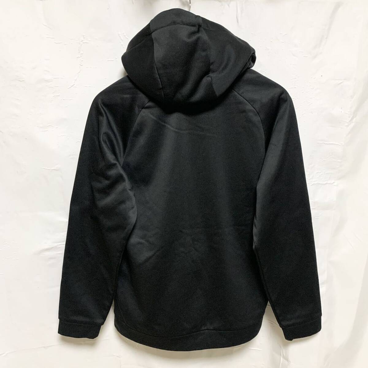 【 NIKE 】 パーカー DRI FIT Mサイズ ナイキ パーカー ブラックの画像2