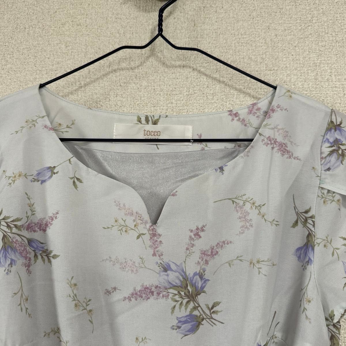 トッコクローゼット　tocco closet ワンピース　夏服　花柄　水色　リボン　パール  半袖 　ピティーナ　pitena