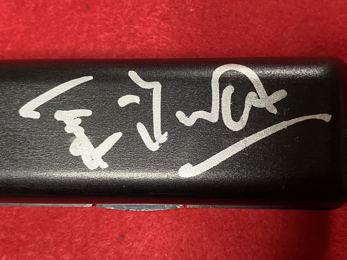 u.gokoro campaign! Nagabuchi Tsuyoshi with autograph dragonfly harmonica 