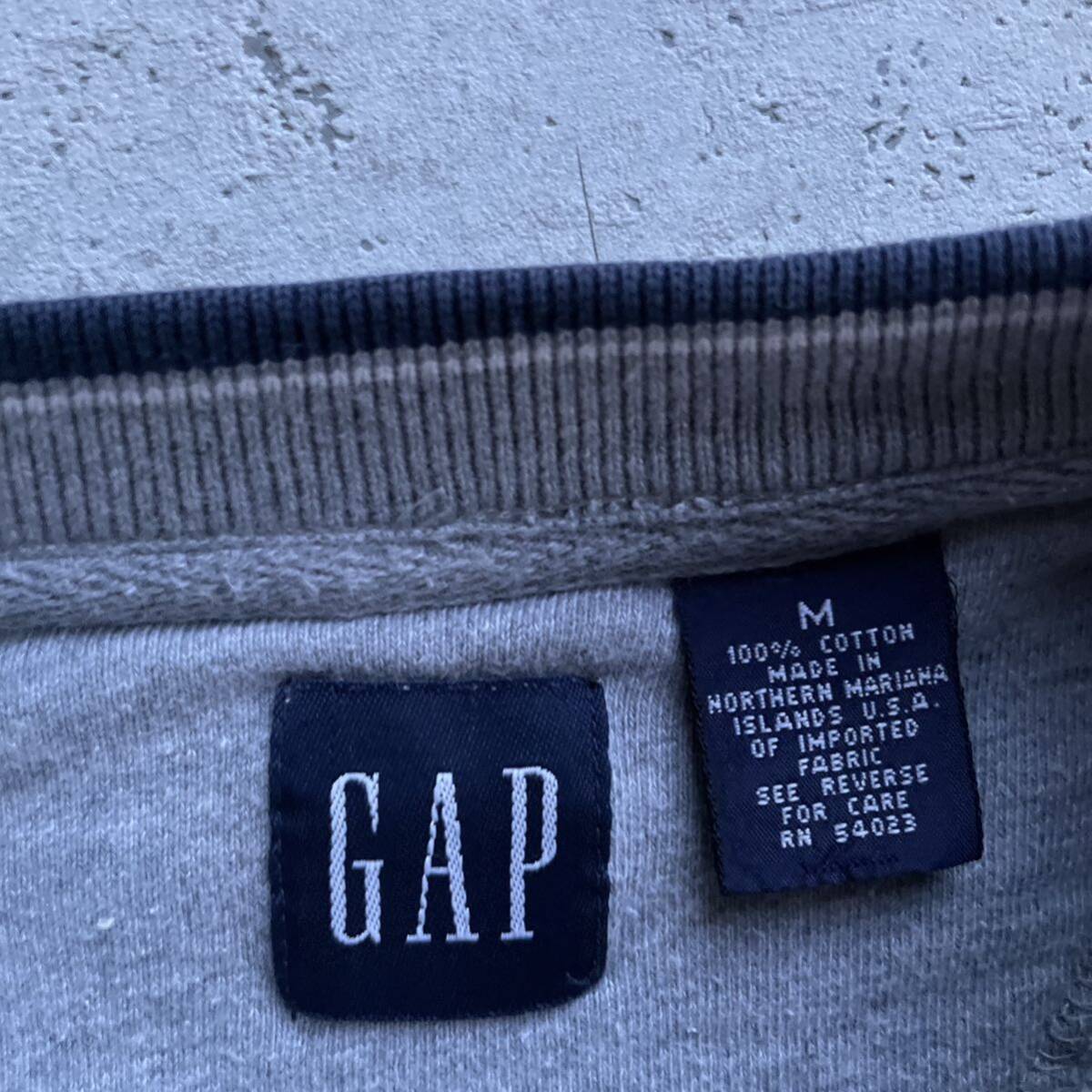 GAP 90's OLD GAP ワッペンロゴ リンガークルーネック スウェット トレーナー グレー M_画像4