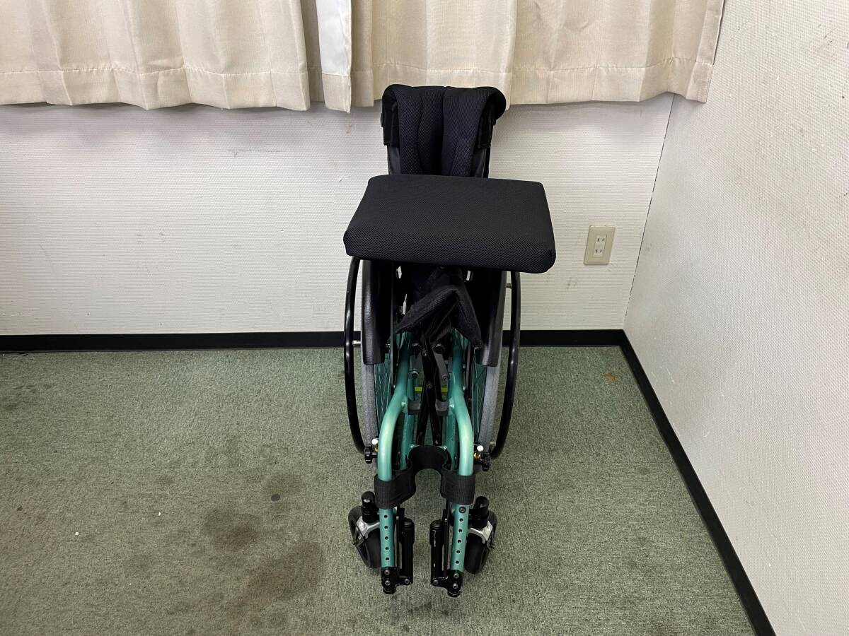 OX・mini_neo・子供用自走式車椅子・ヤマハスポークカバー付き・手押しハンドルにブレーキ・ロック付き《介護にも》の画像6