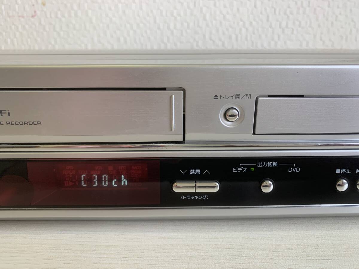 通電OK SHARP シャープ VTR一体型DVDビデオプレーヤー DV-NC750 NISの画像3
