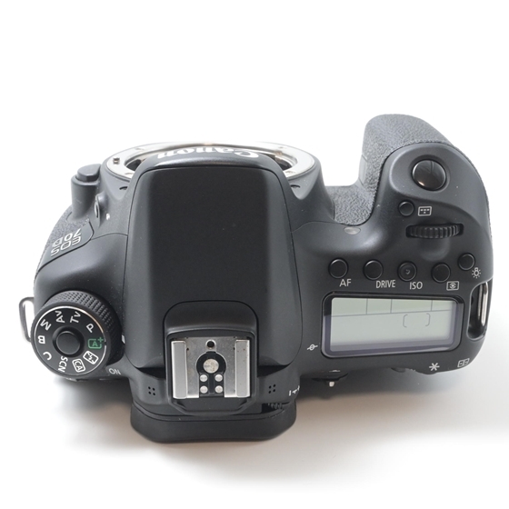 キヤノン Canon EOS70D レンズキット EF-S18-135mm F3.5-5.6 IS STM 付属_画像4