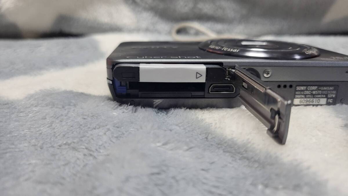 SONY Cyber-shot DSC-W570 ソニー サイバーショット デジタルカメラ デジカメ カメラ 写真 小型 軽量 コンパクト スタイリッシュ_画像5