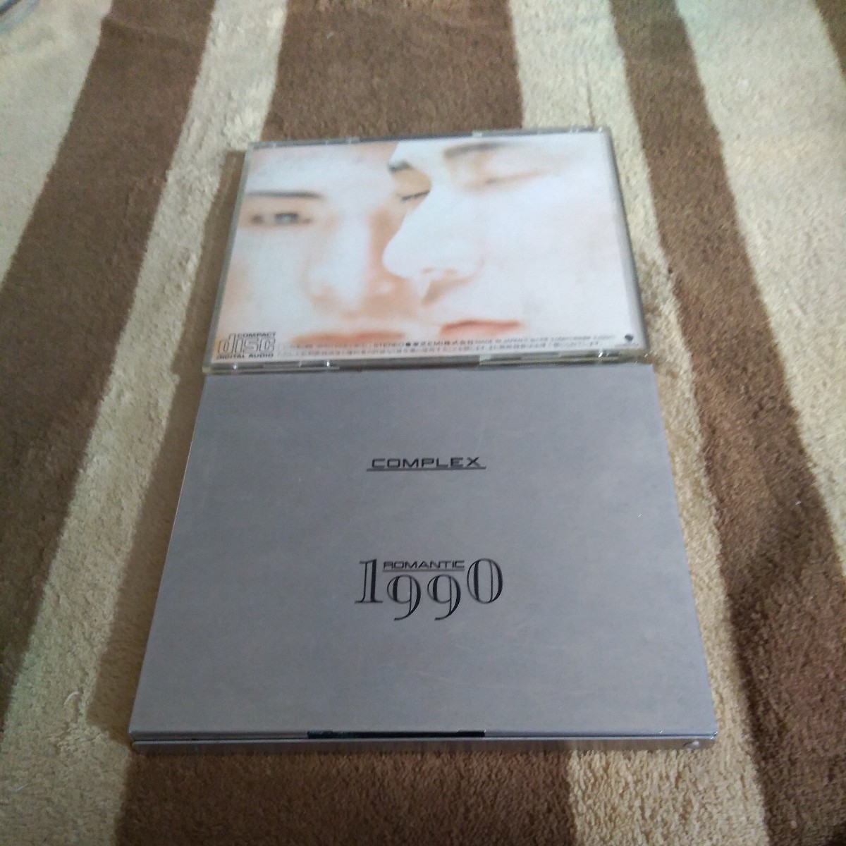 COMPLEX コンプレックス アルバム CD 2枚 セット COMPLEX ROMANTIC 1990 布袋寅泰 吉川晃司 恋をとめないで BE MY BABY_画像2