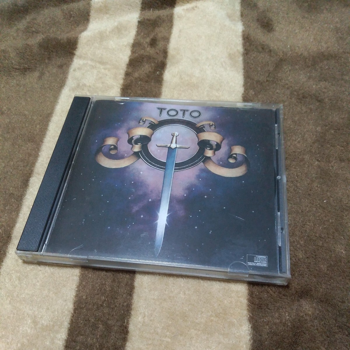 CD TOTO 1stアルバム 宇宙の騎士 スティーヴ・ルカサー デヴィッド・ペイチ ジェフ・ポーカロ シェリル・リン AOR 名盤の画像1