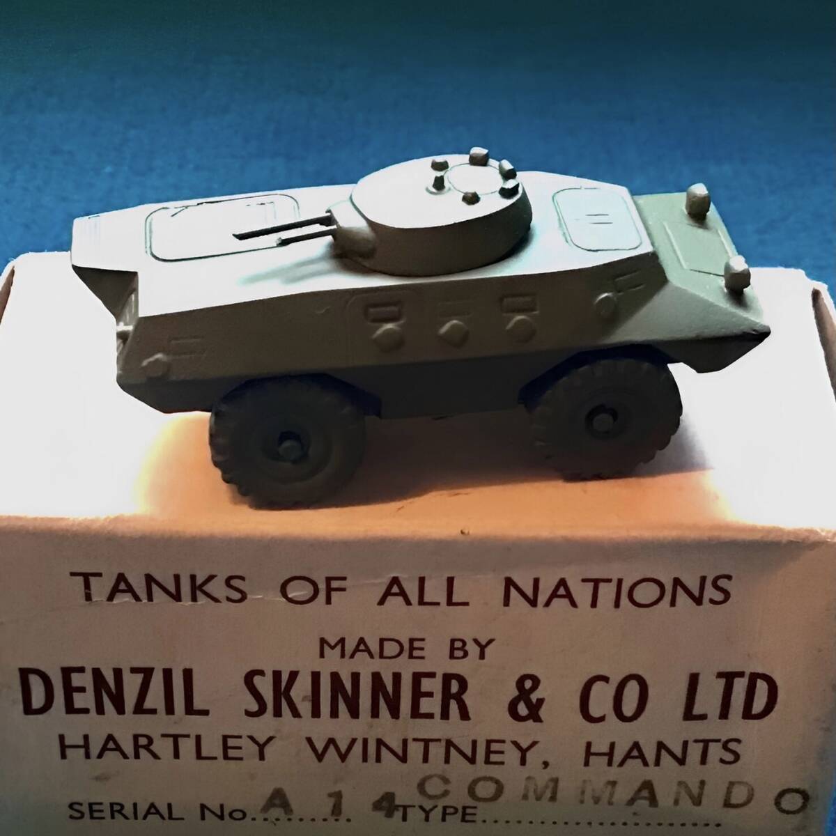 60s rare Dead Stock Denzil Skinner electromagnetic ru skinner Tanks of allnations Commando US Army Vietnam tank equipment . car Tank military 