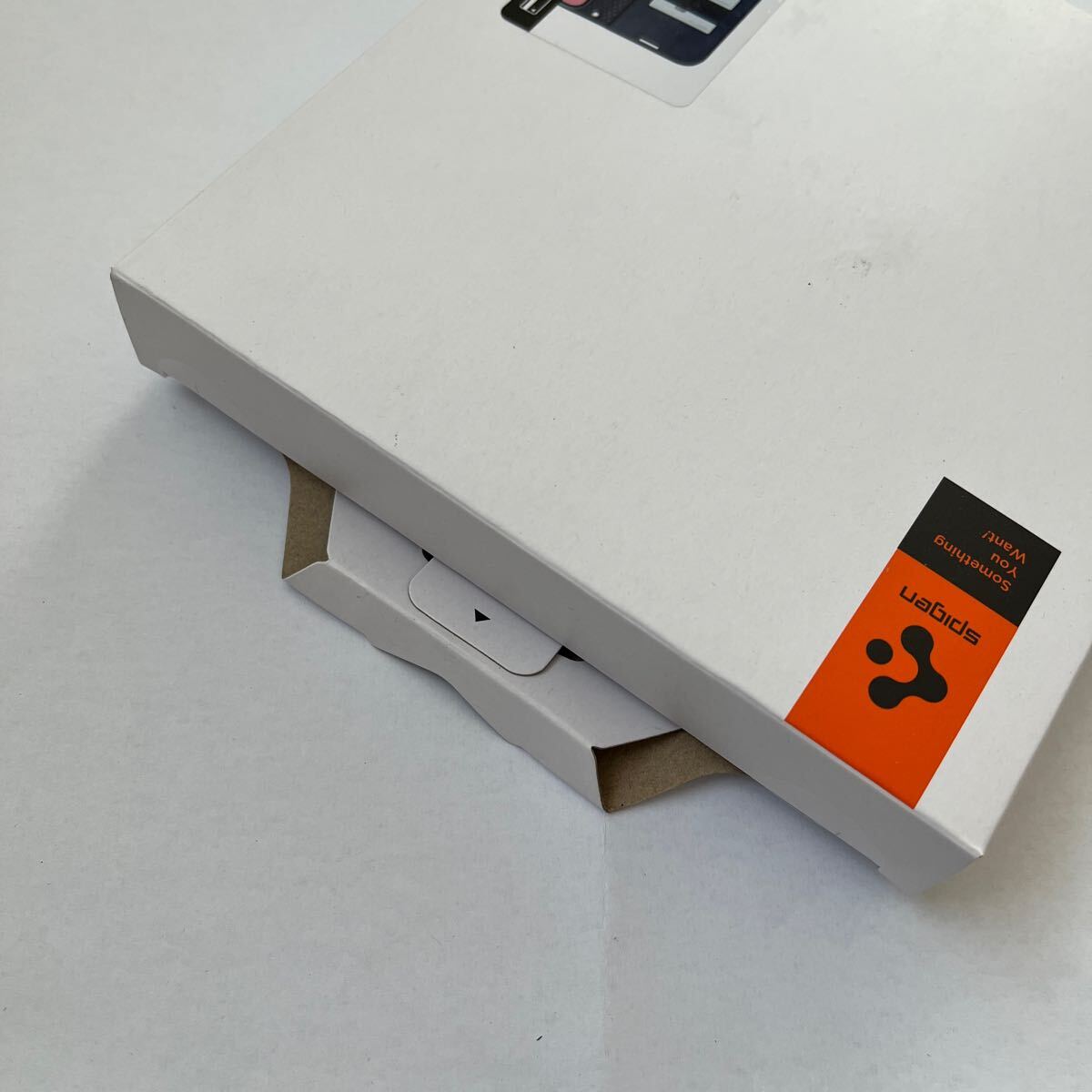 603p2721☆ [Spigen] iPhone 15 Pro Max ケース 手帳型 財布 マグネット式 ストラップ カード収納 スタンド機能 耐衝撃 米軍MIL_画像10