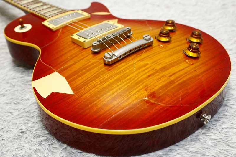 ●送料無料(北海道・沖縄・離島除く)● 中古 動作良好品 Epiphone Japan LPS-85F レスポール 日本製 ケース付〔ER-2320〕_画像2