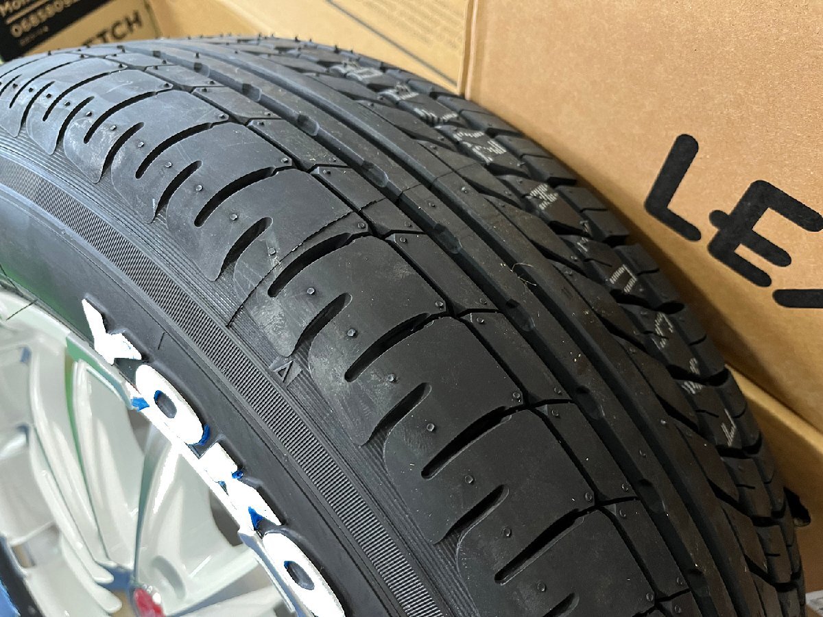 【ハイエース200系】車検対応 17インチ 215/60R17 タイヤホイール4本セット BD12 ヨコハマ パラダ ホワイトレター 新品 サマータイヤ_画像8