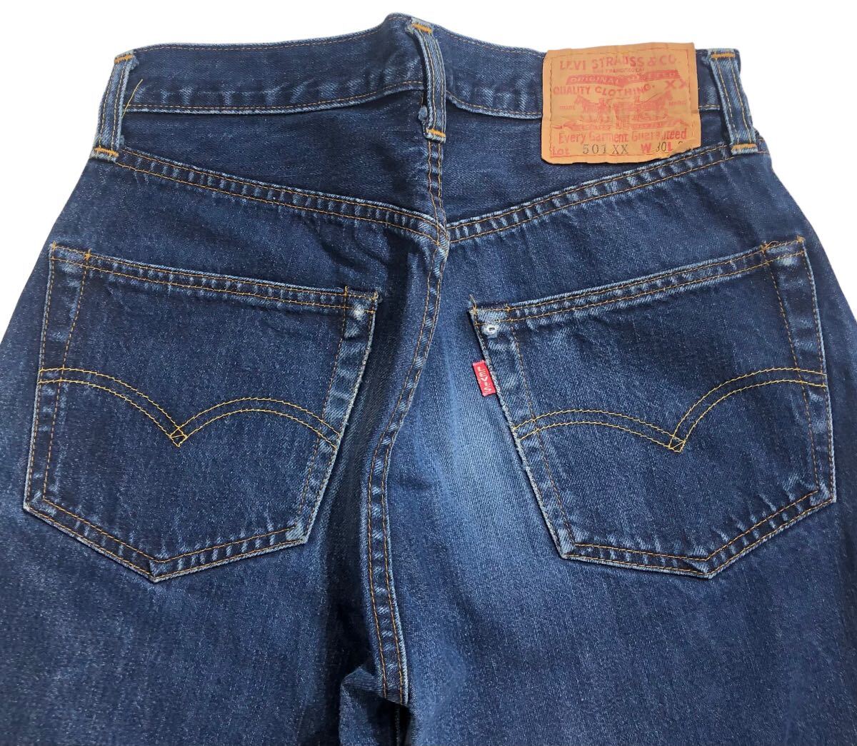 希少 バレンシア製 ■ Levi's リーバイス ■ 激シブ色落ち 50s 1955年 55501 501XX ビッグE 赤耳 インディゴ デニム W30 L36_画像3