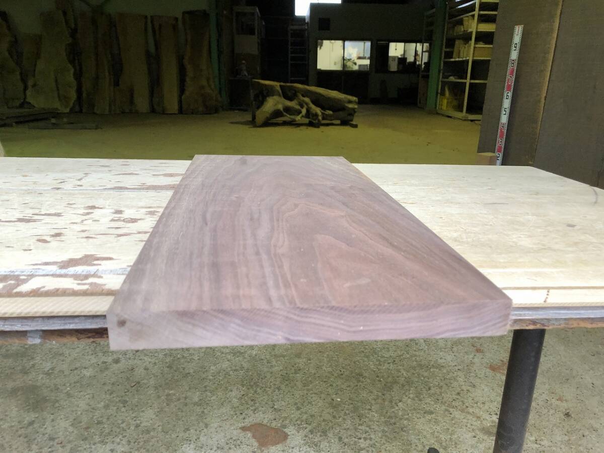 送料無料！！【S576F】ウォルナット 550×240×24㎜ 極上杢 板材 乾燥材 木工 DIY 材木 天然木 無垢材《銘木すずめや》の画像8
