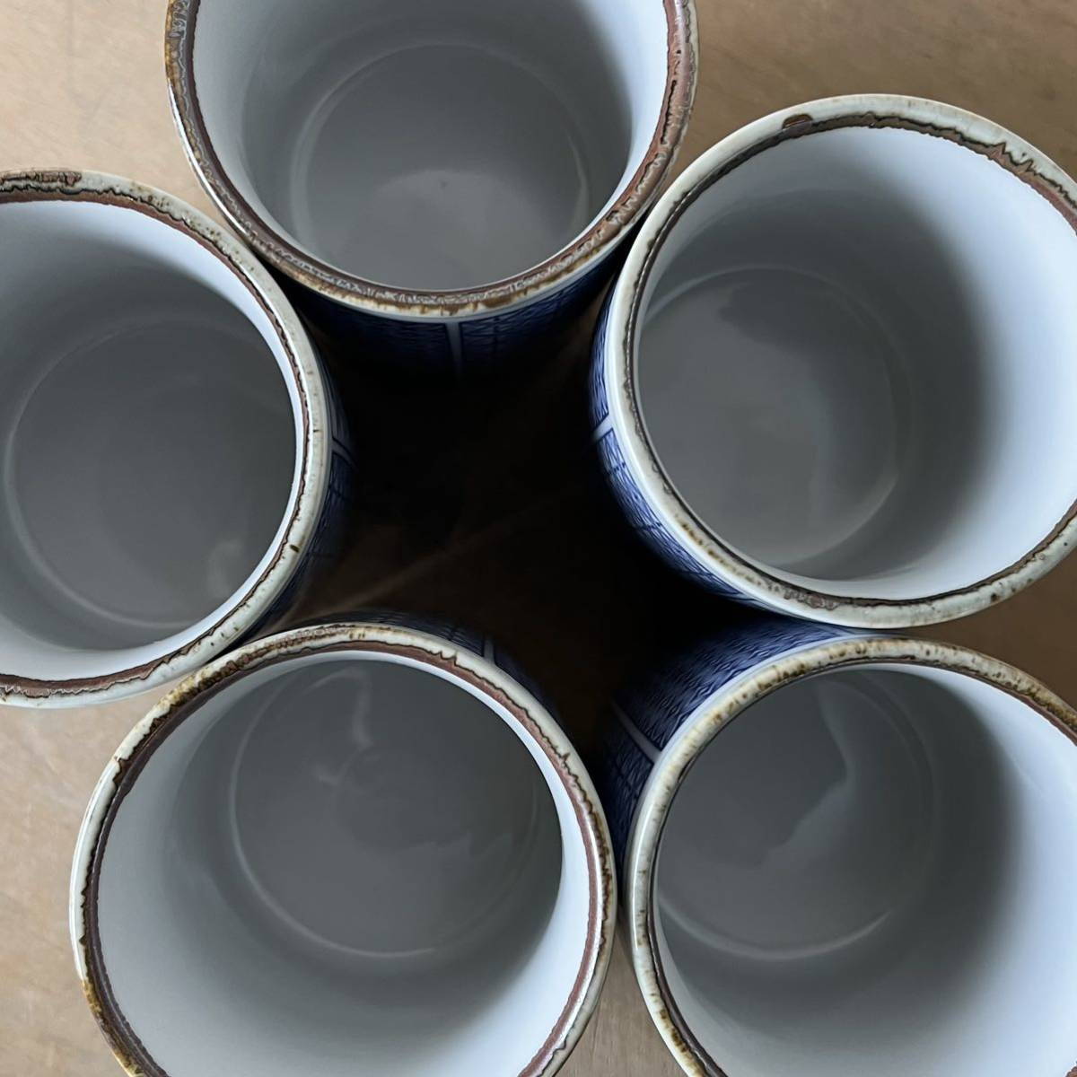 3個set ストーンウェア ブルー 銅板柄 マグカップ デッドストック 陶器 検: コーヒーカップ カフェオレ レトロ ビンテージ アンティークの画像5