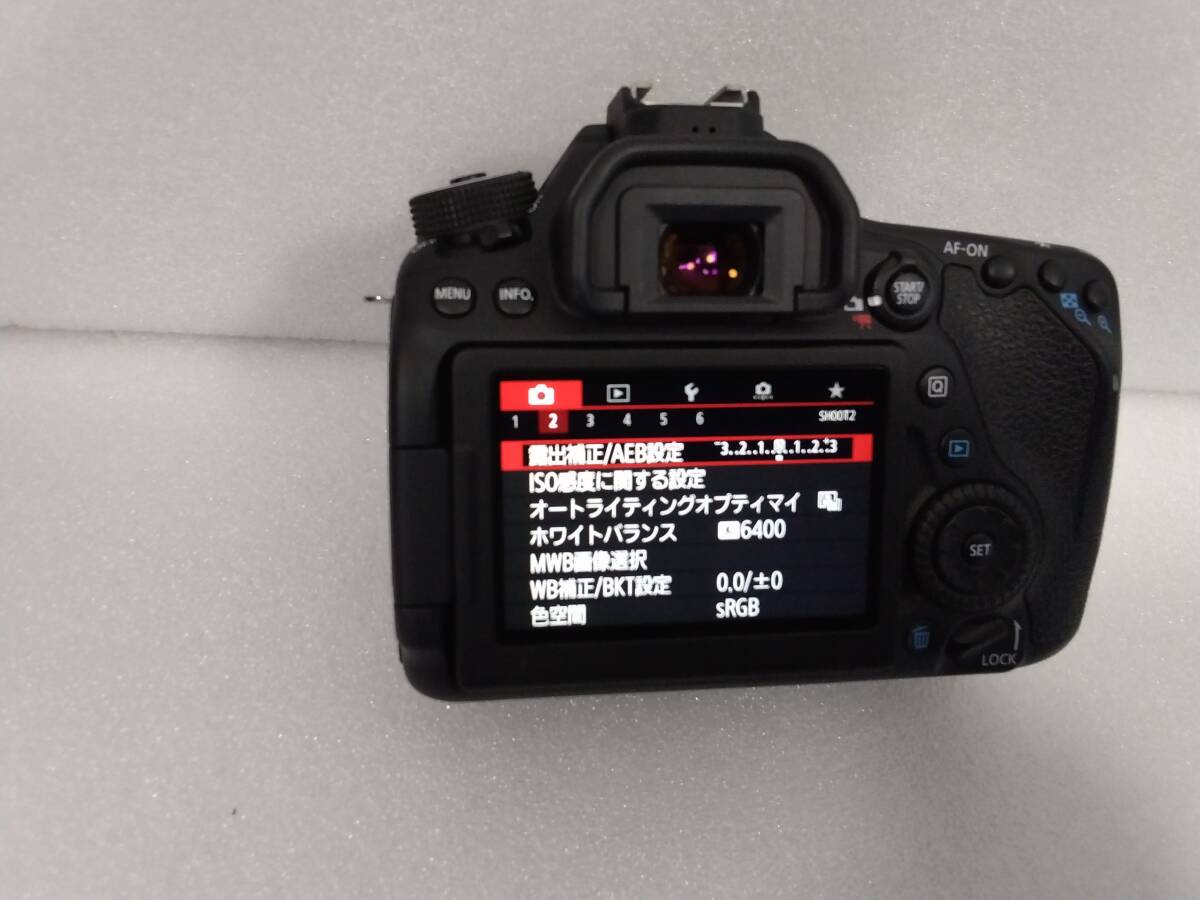 ☆上美品☆Canon EOS80D ボディ_画像2