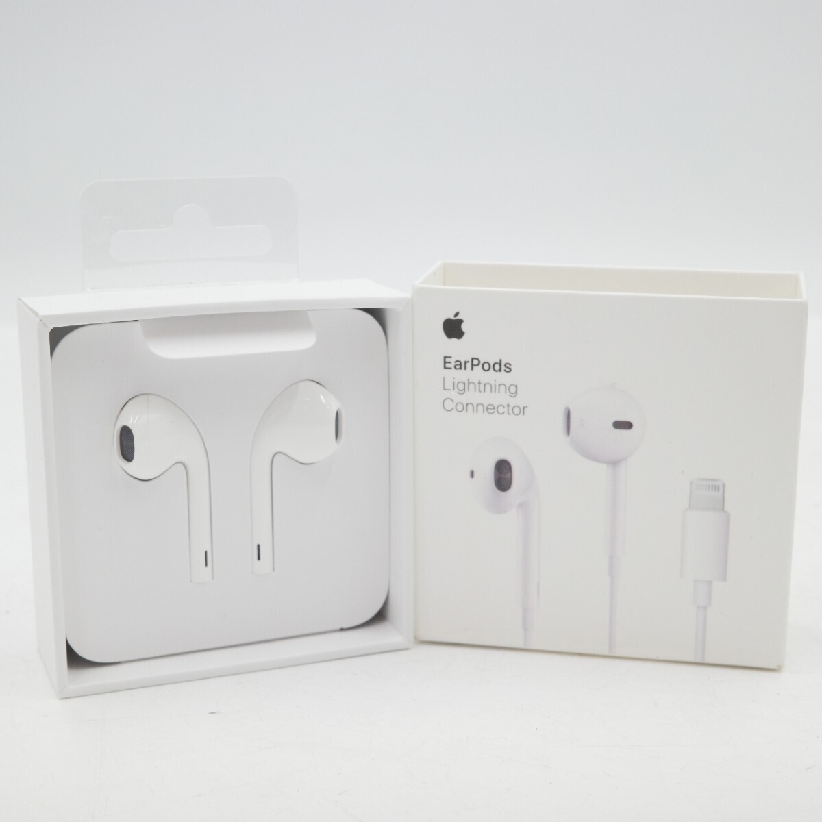 未使用 Apple アップル Ear Pods Lightning Connector イヤホン 純正 新品 未使用 自宅保管品の画像1