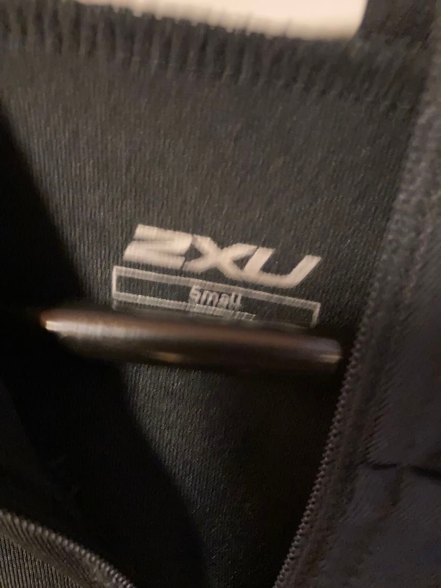  2XU ランニングウェア　ジャケット   メンズ　Sサイズ　ブラック　MR5997A  美品