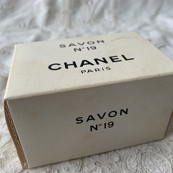 未使用　保管品　シャネル CHANEL No１９　サヴォン 石鹸 100g　ヴィンテージ　_画像8