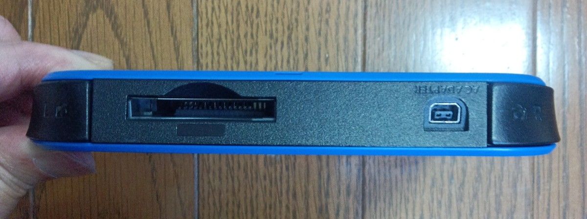 NINTENDO 2DS ブルー 中古品 不具合なし タッチペン SDカード（8GB）付き