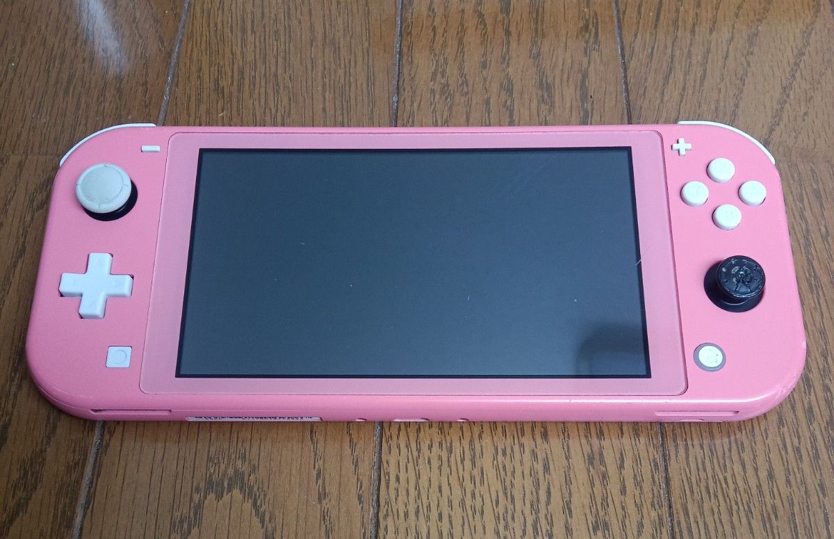Nintendo Switch Lite コーラルピンク ジャンク扱い 使用感有り 小傷多め 欠けや汚れ有り 本体のみ