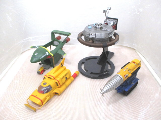 * rare? that time thing * Thunderbird 2 number *4 number *5 number * jet mogla various 4 piece set junk *