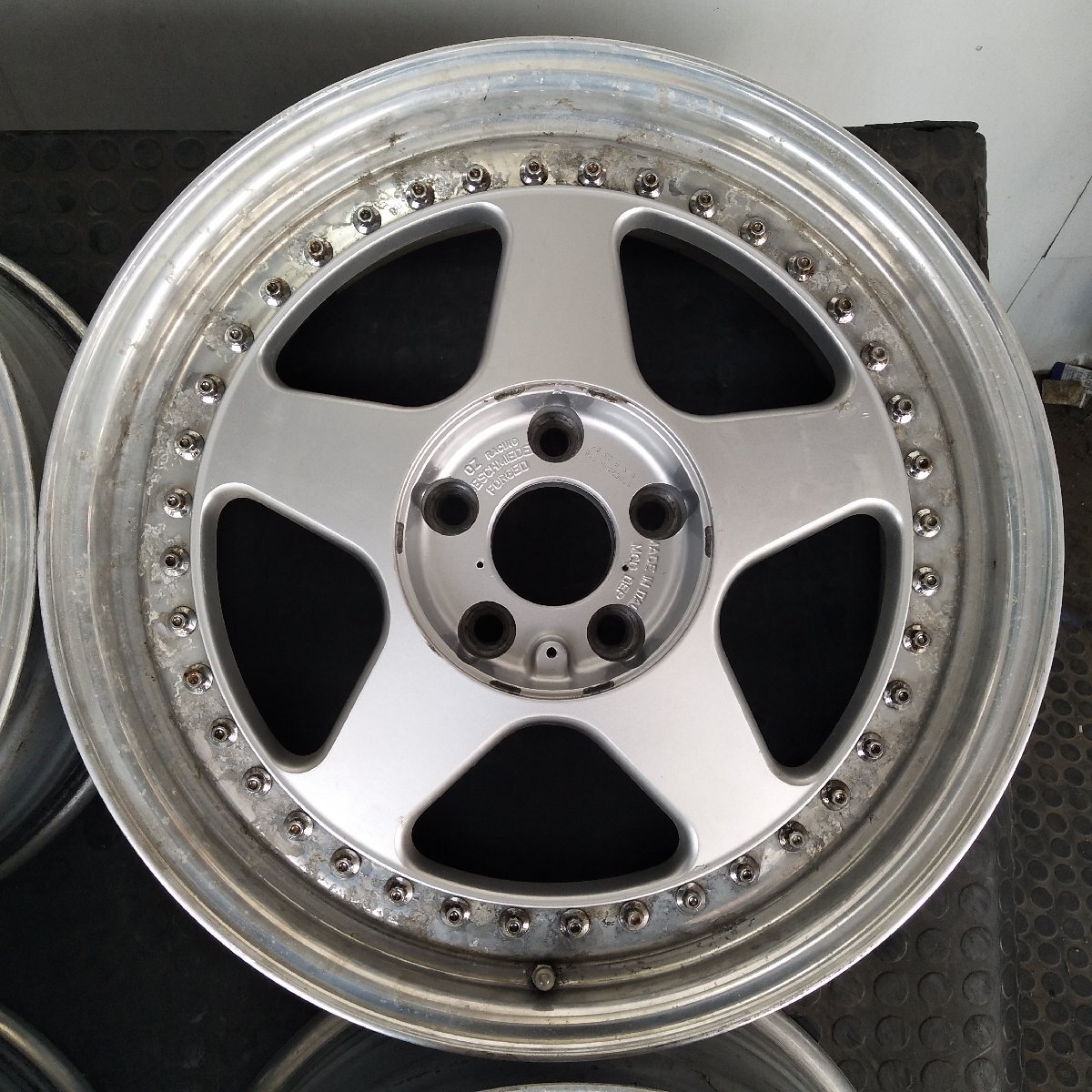 管理番号：A3-27【4本価格】【18x8J 18x9 5x114.3 ET+35.5 ハブ66】OZ Racing フッツーラ・3ピース・適格請求書発行可能_画像3