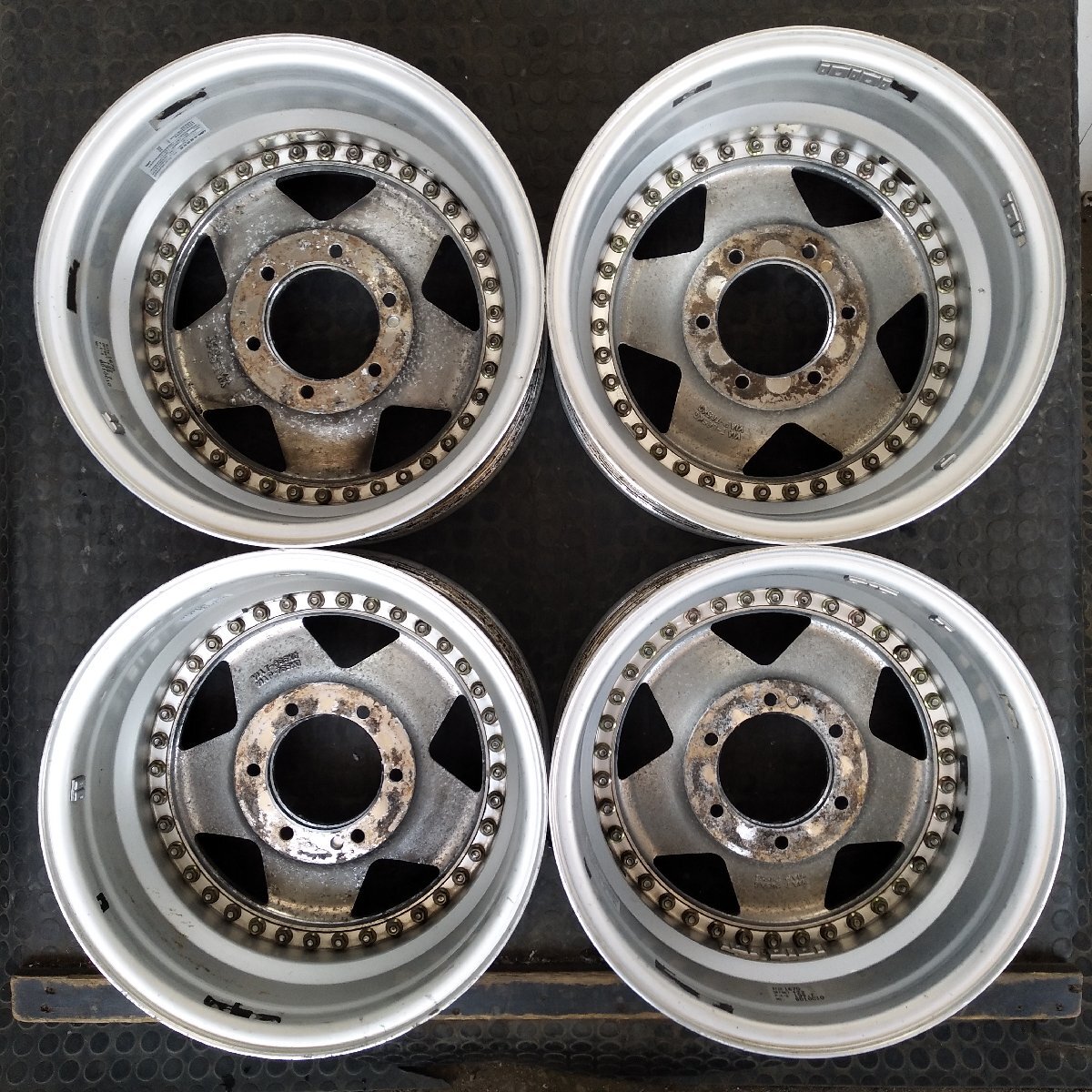 管理番号：A3-120【4本価格】【16×7J 6x139.7 ET+22 ハブ112】LODIO DRIVE SUPER STROG 4x4・3ピース・店頭引取・適格請求書発行可能_画像8