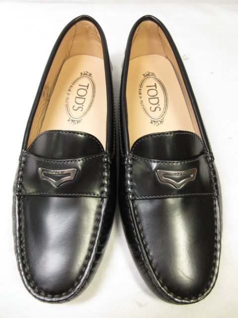 HH 未使用品 【トッズ TOD'S】 レザー ドライビングシューズ プレート付き ローファー スリッポン 靴 (レディース) size24 黒 ■30LZ4449■_画像3