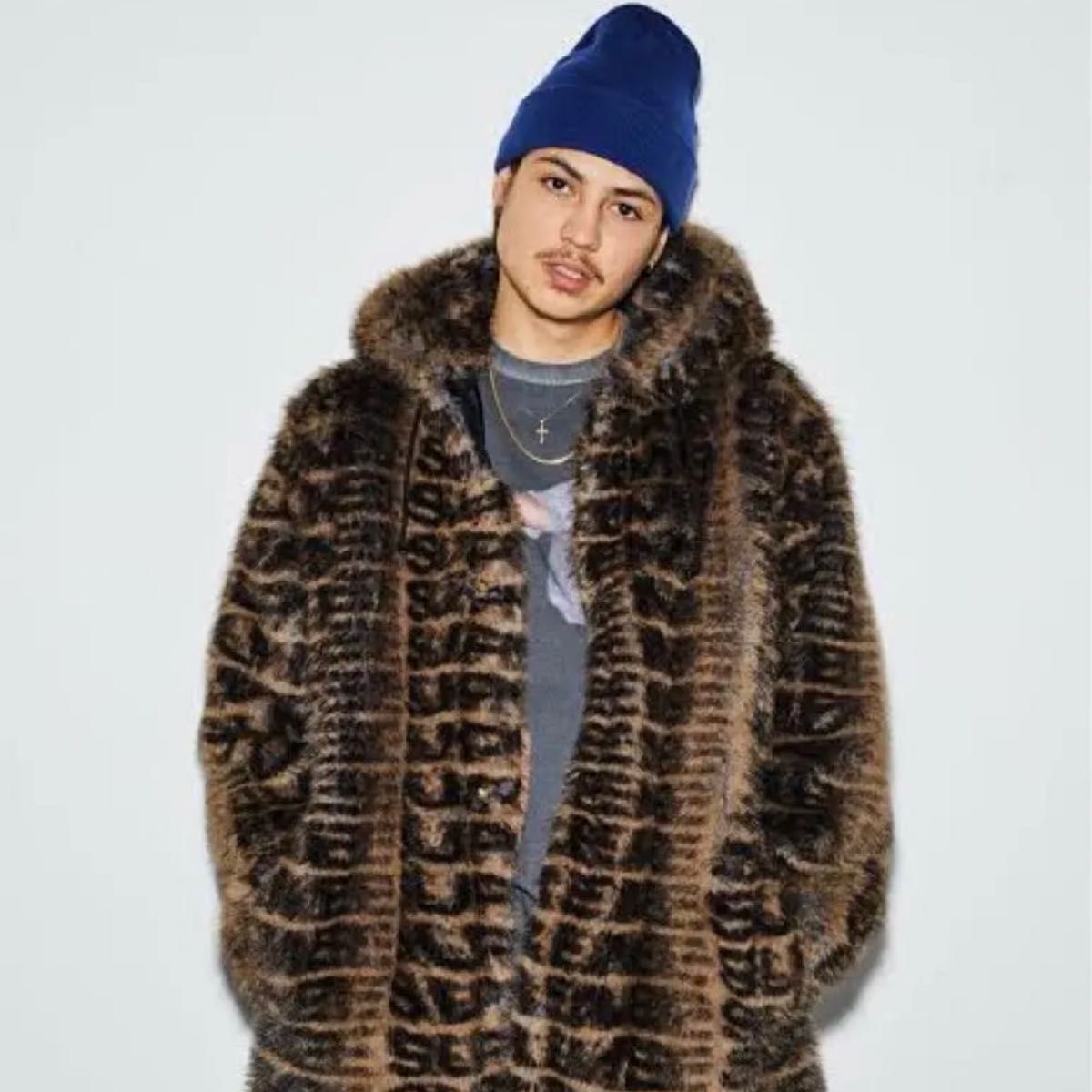 限定値下げ　最安値　supremeシュプリーム　faux fur hooded coat  フォックスファー ファーコート