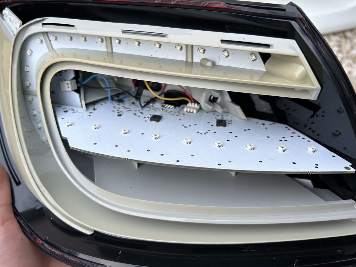  Maserati Cuatro Porte задний фонарь задние фонари левый сторона пассажира MQP38A