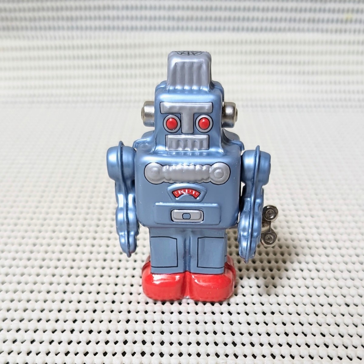 美品　動作品　TINTOY ROBOT WIND-UP 日本製 ブリキ おもちゃ ゼンマイ 歩行ロボット 箱付き 現状品