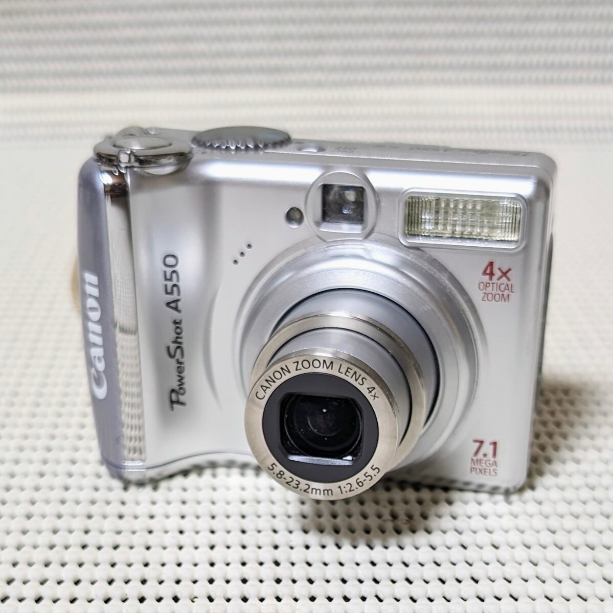 Canon PowerShot A550 PC1230 Canonキャノン デジカメ コンパクトデジタルカメラ パワーショット A550 PC1230 SDカード付 単三電池 動作品_画像1