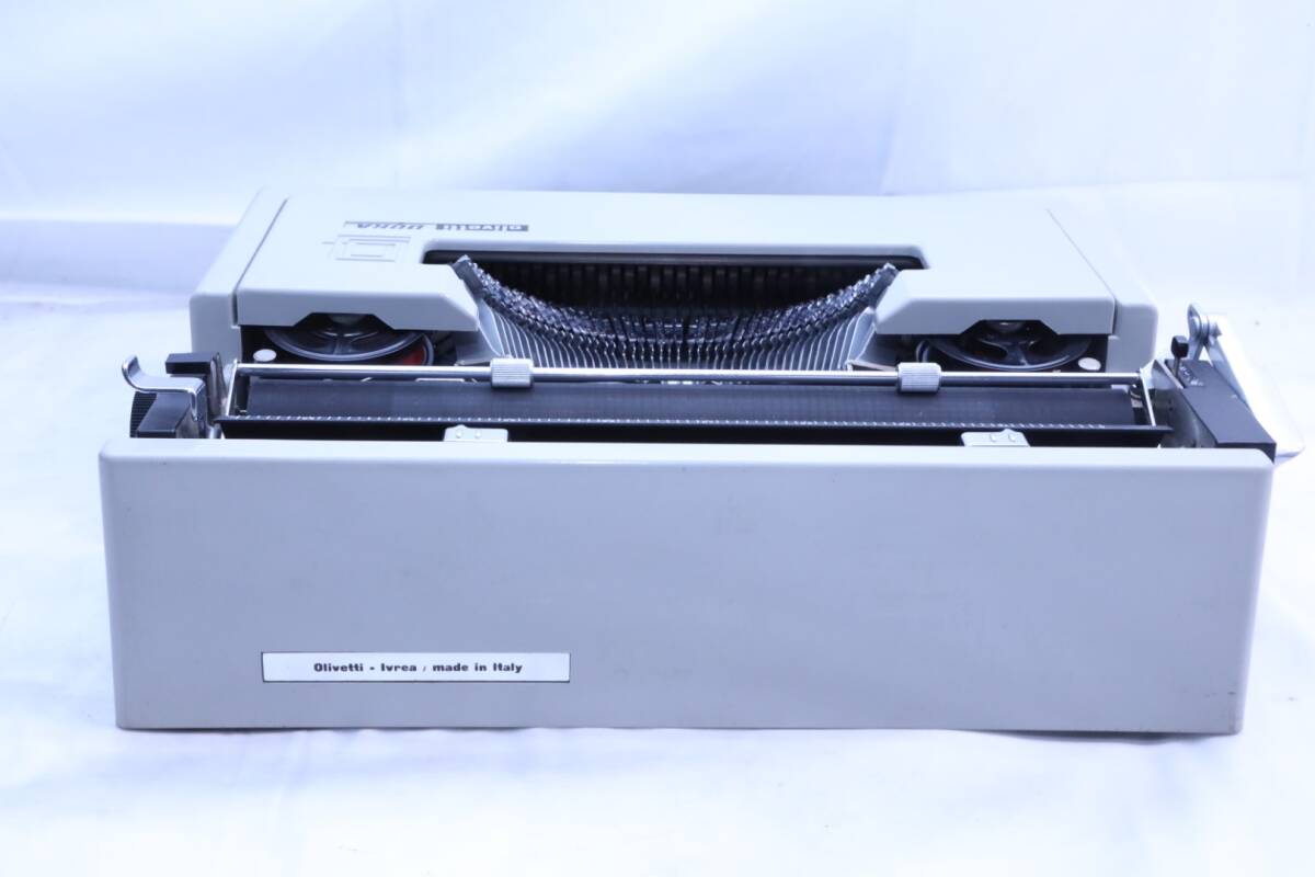 ◆ olivetti DORA タイプライター レトロ  #28767 ◆の画像4