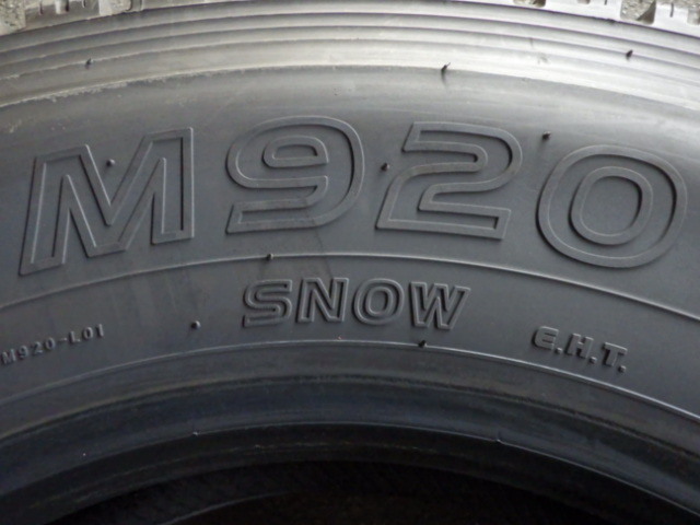 UT2633-トーヨータイヤ M920 275/80R22.5 151/148J 中古 7分山 2本セット スタッドレスタイヤ 2019年製_画像2