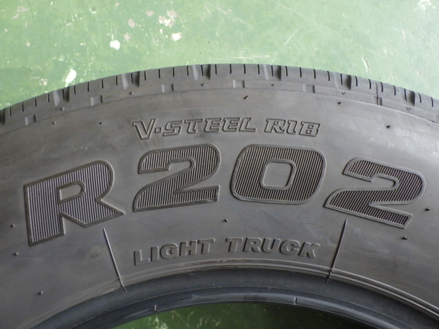 205/75R16 113/111L ブリヂストン R202 中古 4本セット サマータイヤ 2019年製 L17235_画像3