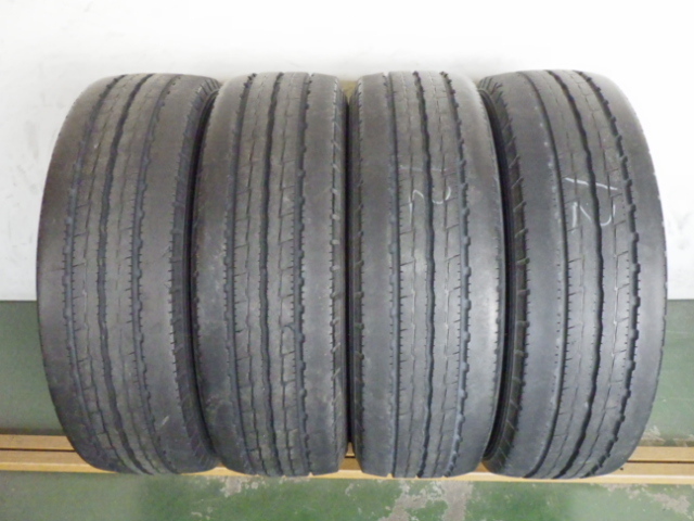 225/60R17.5 116/114L 12PR ヨコハマ LT 151R 中古 7分山 4本セット サマータイヤ 2017年製 L17277_画像1