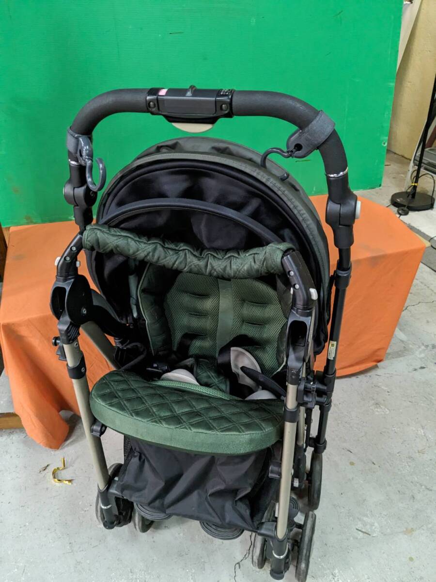 [ used ] Osaka pickup welcome Aprica stroller sola rear AB type green the back side * against surface steering wheel angle adjustment large sunshade hood [KTC2F115]