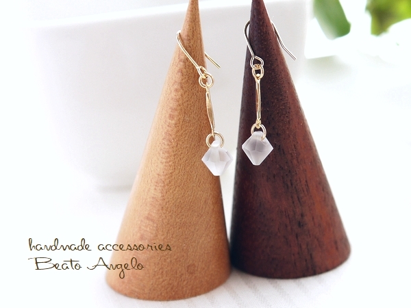 *.+angelo+ Swarovski 6301. earrings (p-003) crystal f Lost G simple adult white titanium resin earrings 