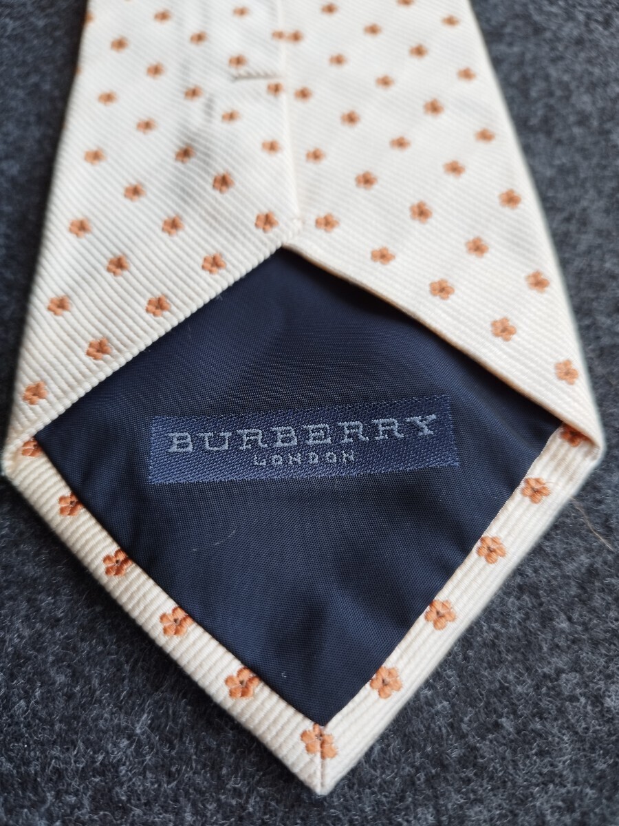 バーバリーロンドン BURBERRY LONDON ネクタイ 花柄 シルク 桜 春_画像6