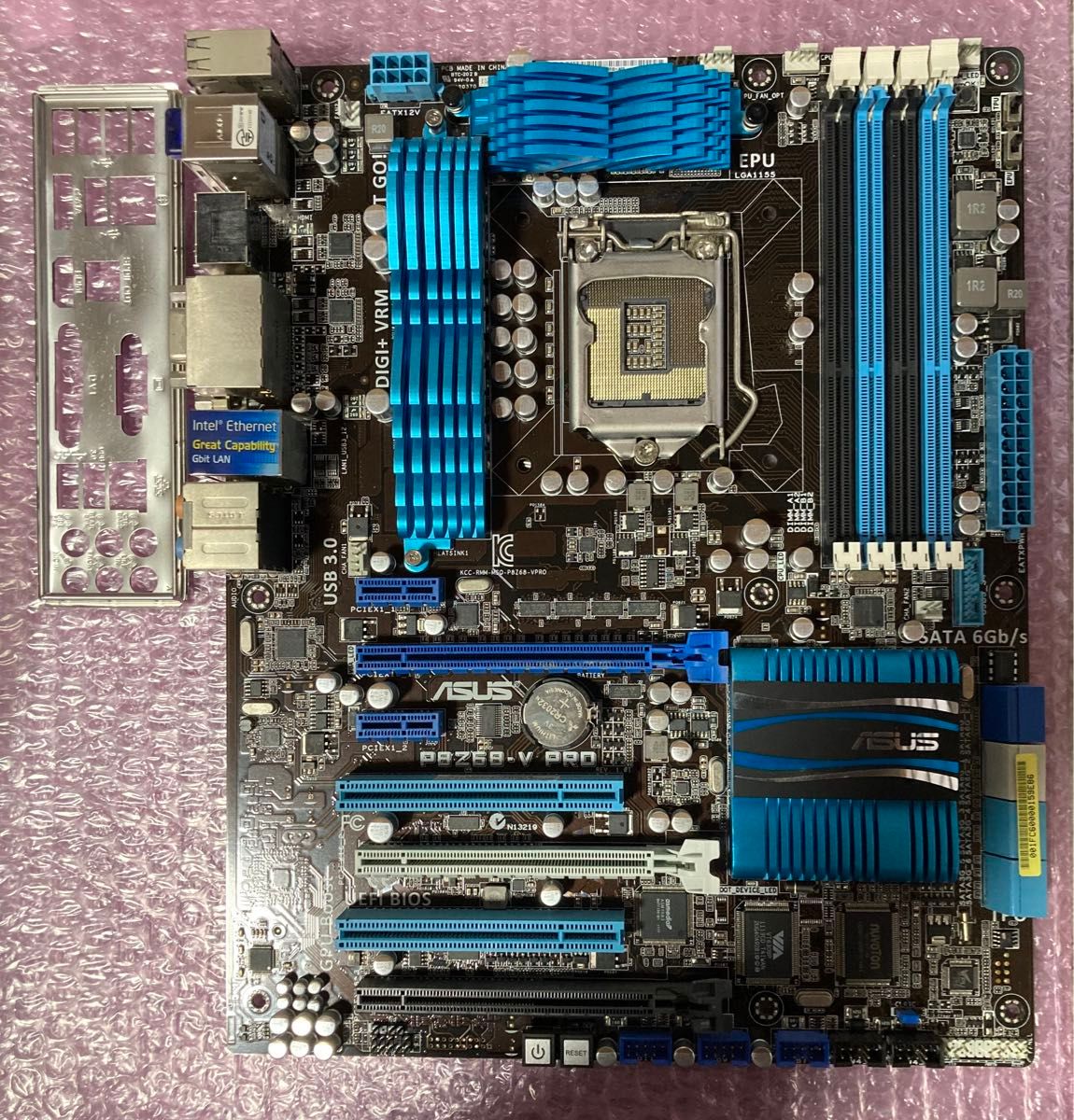 ASUS P8Z68-V PRO マザーボード ＩＯパネル付き　LGA1155 中古動作品