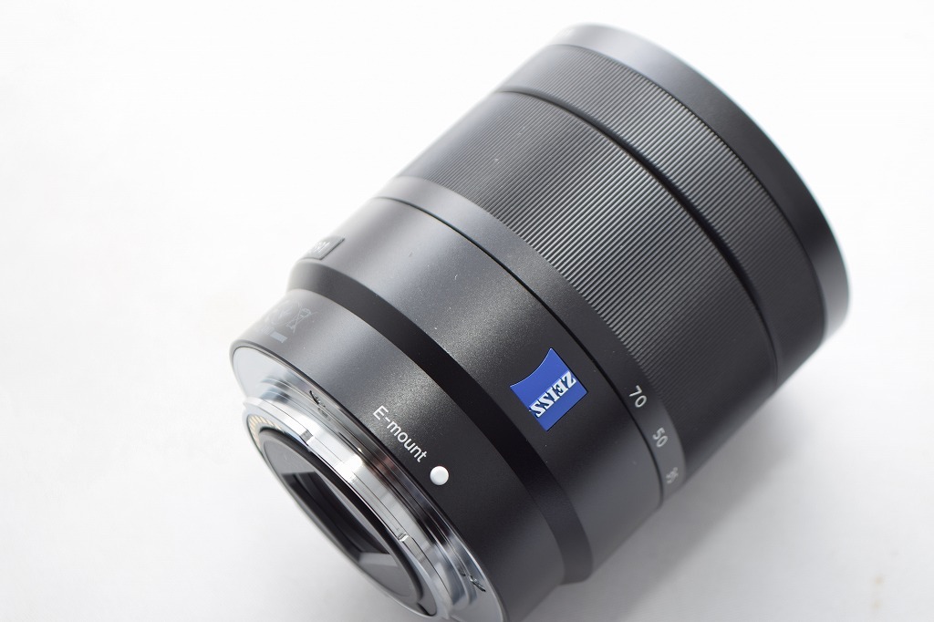 良品★SONY ソニー ZEISS Vario-Tessar T* E 16-70mm F4 ZA OSS SEL1670Z★レンズフード付・おまけ付の画像7